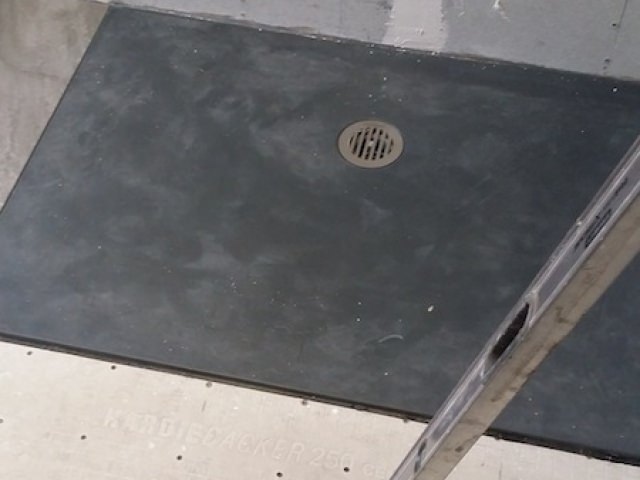 Wet room drain system
